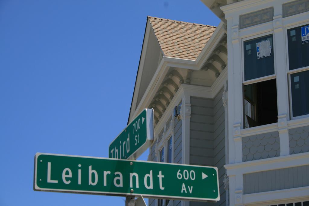 Rio Vista & Santa Cruz